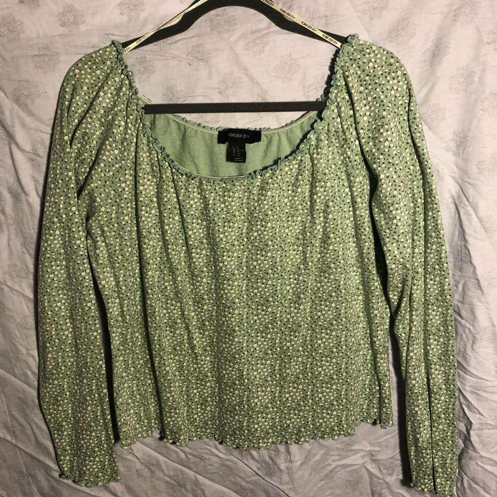 Long sleeve semi crop top